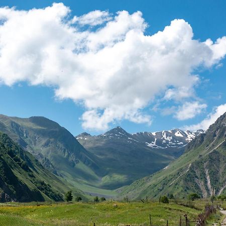 Terkhena Hotel Kazbegi Bagian luar foto