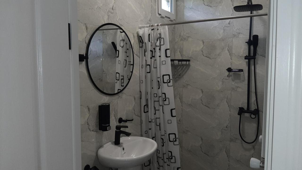 Terkhena Hotel Kazbegi Bagian luar foto
